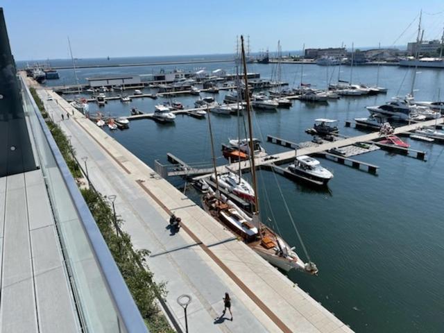 Apartament Faltom 26 Yacht Park Z Tarasem Gdynia Buitenkant foto
